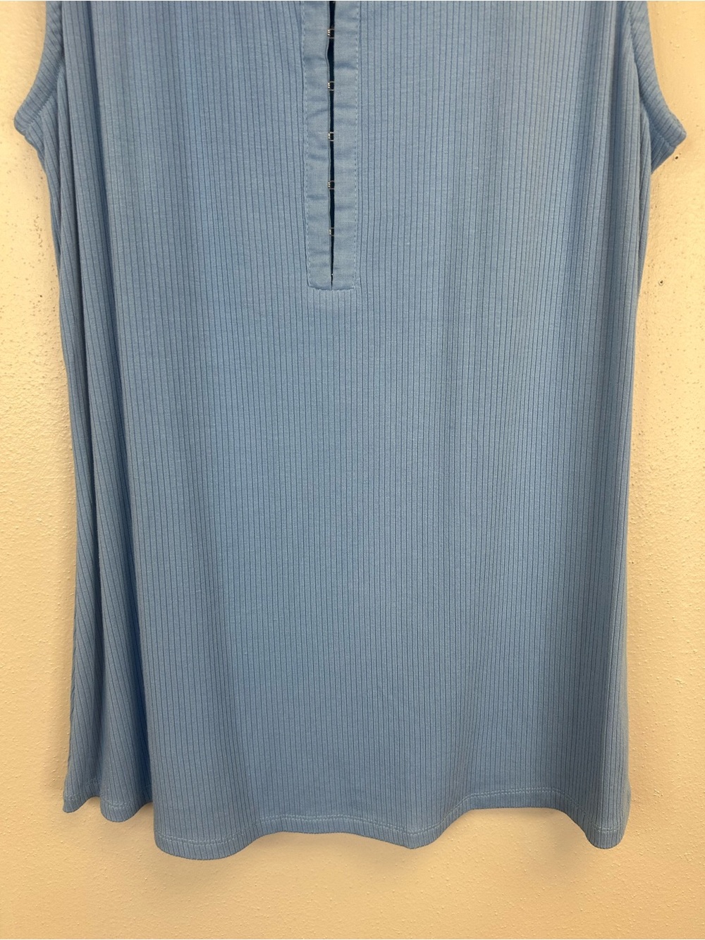 Torrid Sky Blue Ribbed Tank Top Size 2X NWT Fitted Vneck Hook Front Summer Sexy - Picture 4 of 10